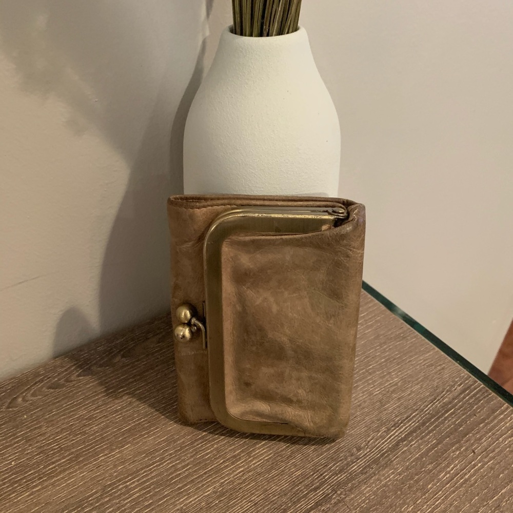 HOBO Leather Tri-Fold Wallet: Tan